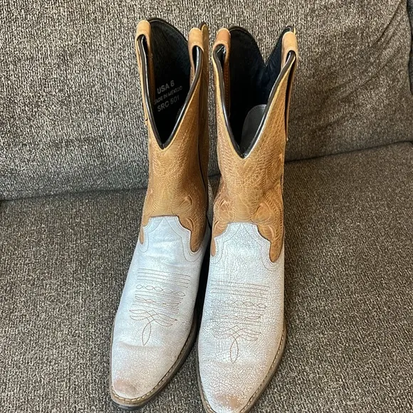 Sterling River Western Rodeo Leather Cowgirls Boots Tan And White Size 6