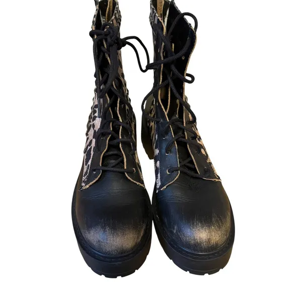Steve Madden Avenger Leather Combat Boots Womens 7 M Studded Leopard Chunky NWOB