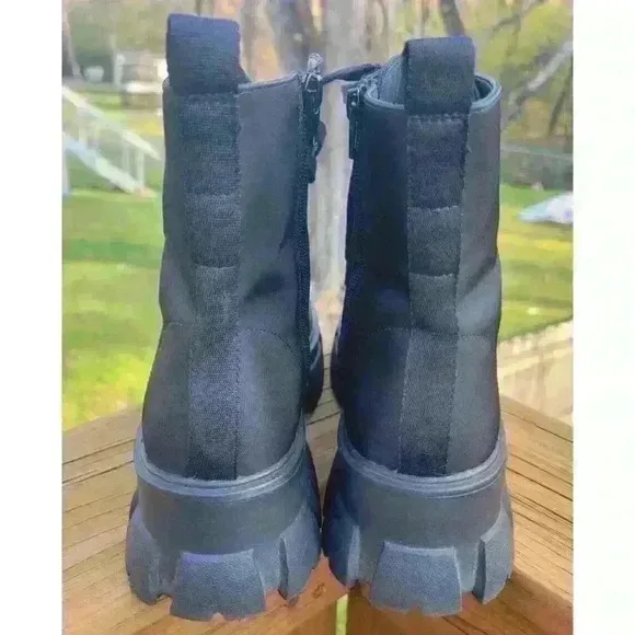 Steve Madden Chunky Platform Ankle Combat Boots Y2K 90s Retro Zip Side Size 10