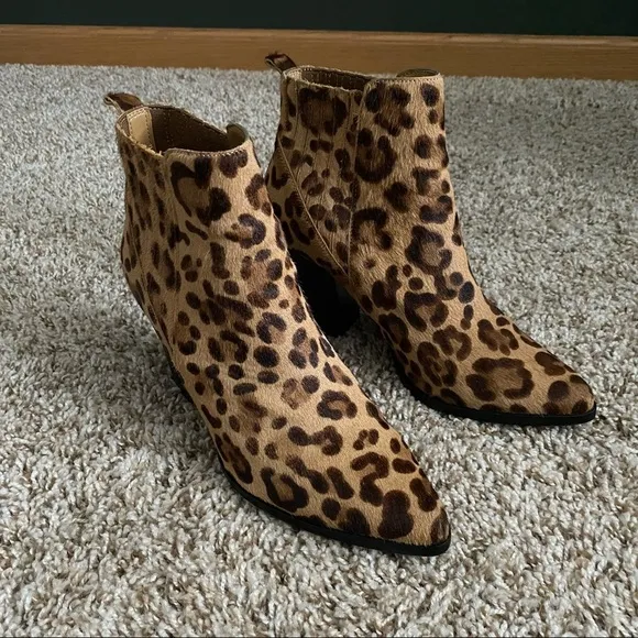 Steve Madden Justina Bootie Leopard Calf Hair Size 8