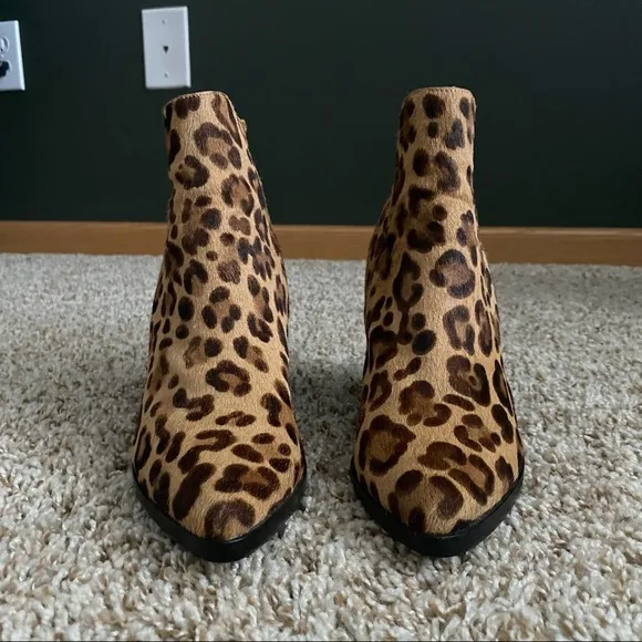 Steve Madden Justina Bootie Leopard Calf Hair Size 8