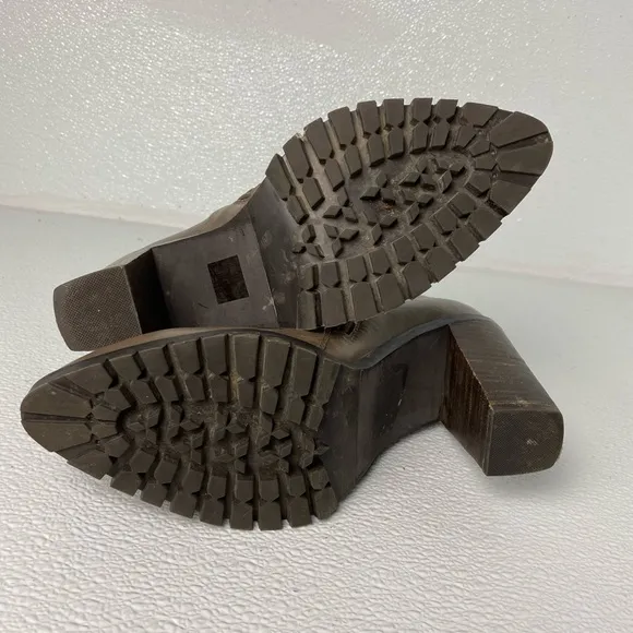 STEVE MADDEN Koraa Leather Zipper Heel Lug Boots