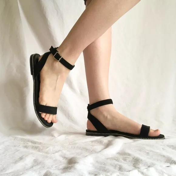 Steve Madden Suede Leather Studded Salut Sandals Flats Black Formal Strappy Shoe