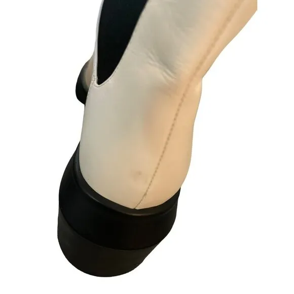 STUART WEITZMAN $495 Norah Lug Sole Chelsea Boots Cream Black NEW Size 6.5