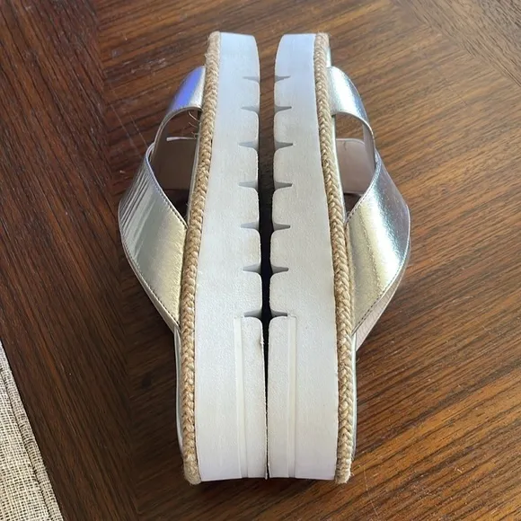 Stuart Weitzman Roza Lift Leather Silver Slide Sandals Size 6B