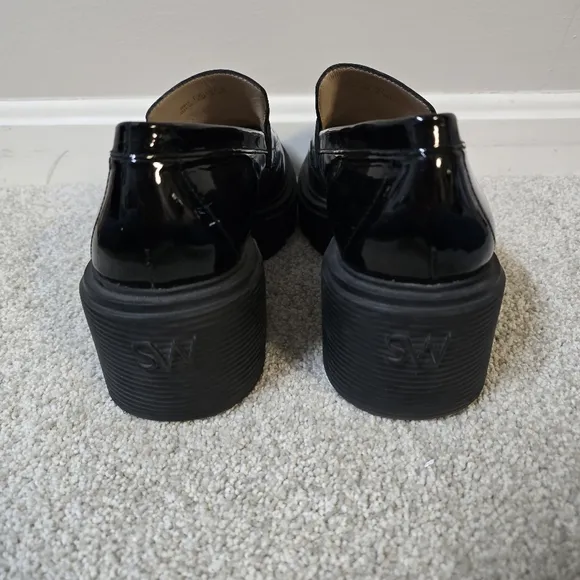 STUART WEITZMAN Soho Black Patent Leather Lug-Sole Penny Loafers Sz 9.5 Narrow