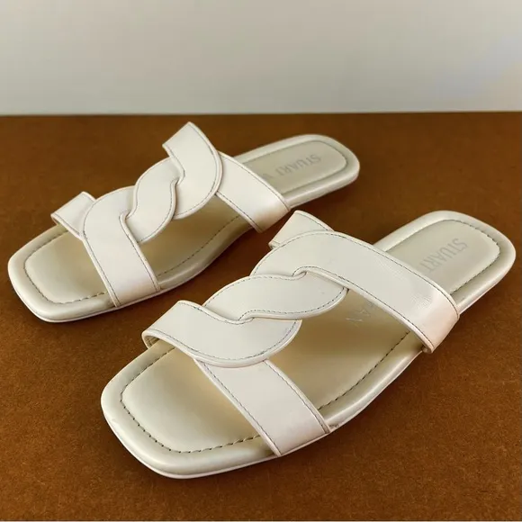 STUART WEITZMAN TWISTED LEATHER SANDALS