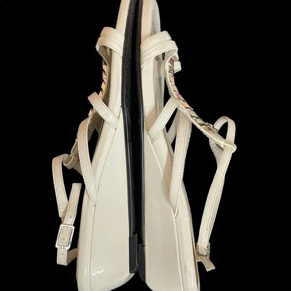 Stuart Weitzman white strappy leather flats size 6.5M