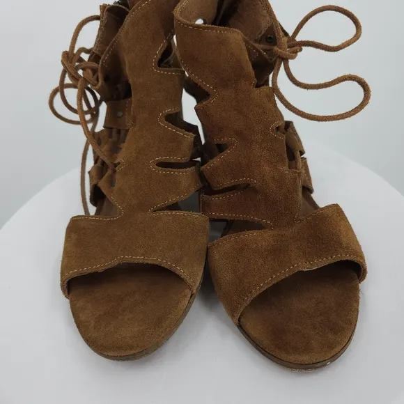 Sundance Heeled Sandals | Made in Italy | Size 39 (US 8.5-9)
