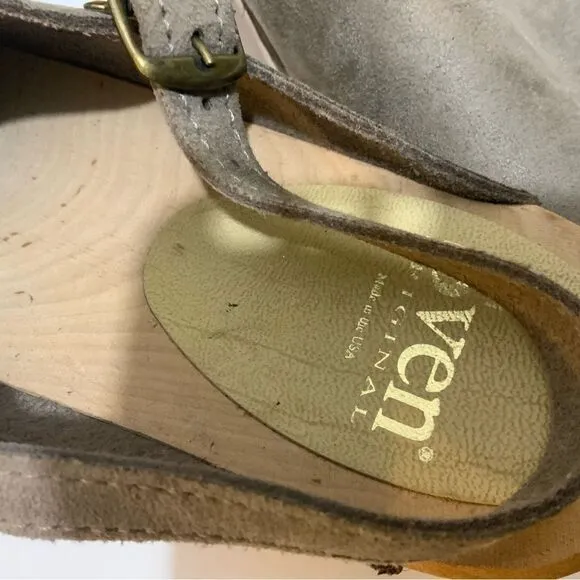 SVEN Eur 40 open toe  Sandals Taupe Leather Ankle Strap Open Toe Wood Heels