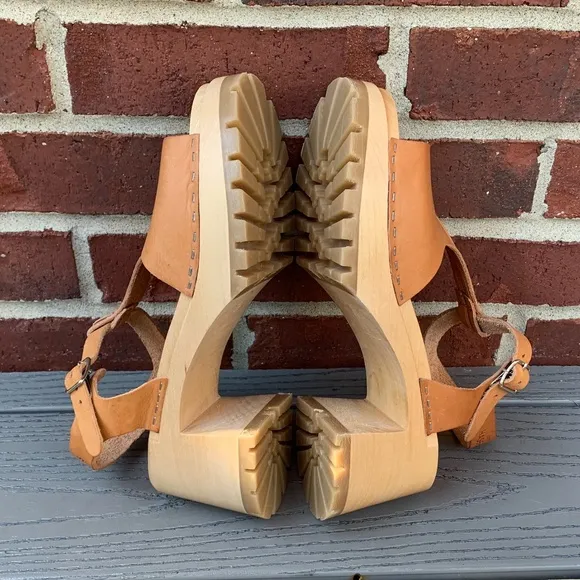 Swedish Hasbeens Open Toe Sandal, EU 39/US