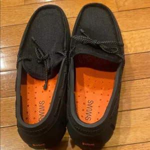 SWIMS Men’s Penny Loafers Sz 8.5.  NWOB