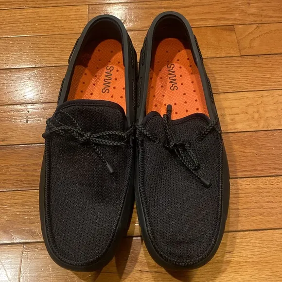 SWIMS Men’s Penny Loafers Sz 8.5.  NWOB