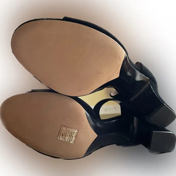 TABITHA SIMMONSNew in box Suede Open Toed Sandals