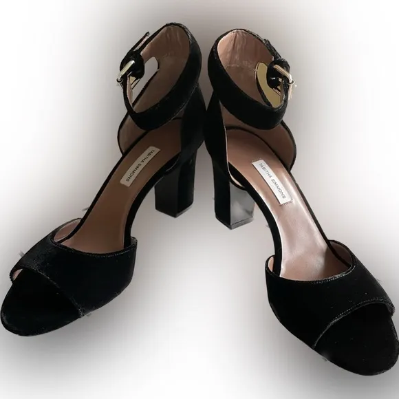 TABITHA SIMMONSNew in box Suede Open Toed Sandals