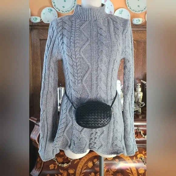 Tabula Rasa 100% Merino Wool Gray Chunky Cable Knit Sweater