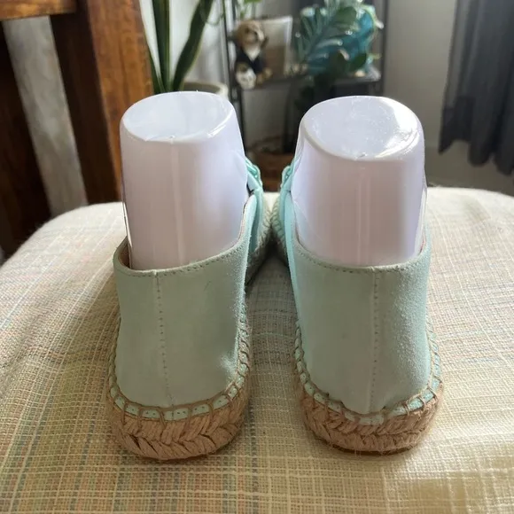 Talbots Women’s Hadley Chained Suede Espadrilles Size 8.5 Platform Mint Green