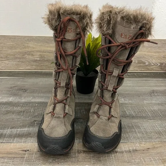 TAOS Brown Suede Leather Mid Calf Boots Faux Inside Fur women’s size 6
