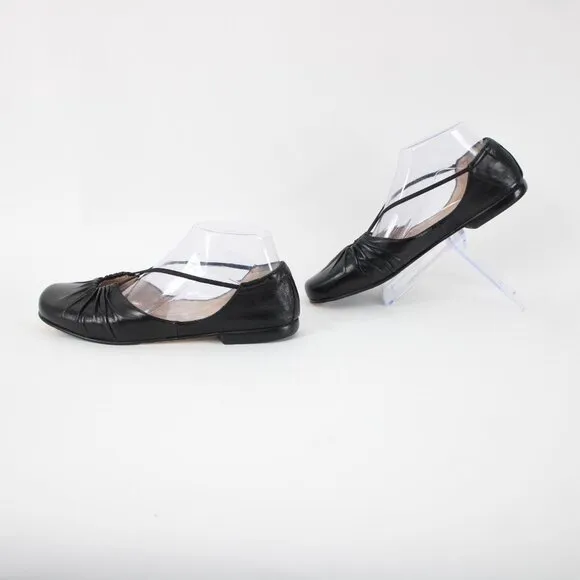 Taryn Rose $400 Bijou Nappa Sz 39.5 Black Strappy Leather Flats