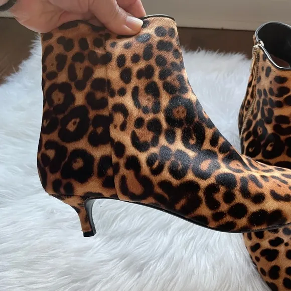 Taryn Rose Nelli Leopard Boots Size 9.5