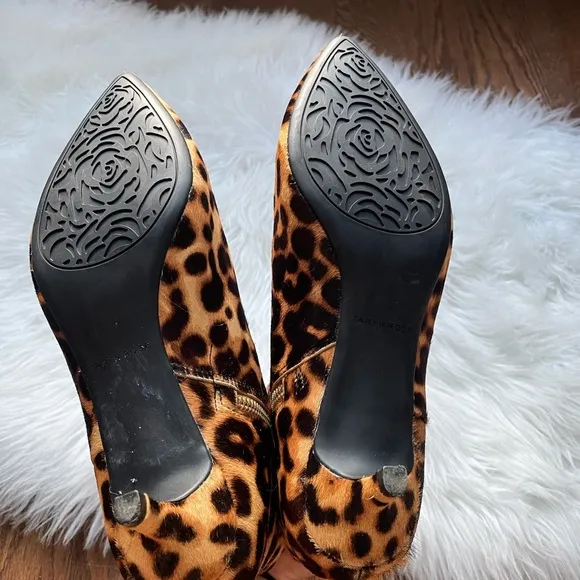 Taryn Rose Nelli Leopard Boots Size 9.5
