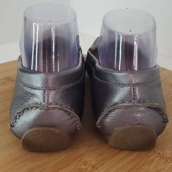 Taryn Rose Pebbled Leather Karen Driving Loafers Women's Size 7 Pewter
