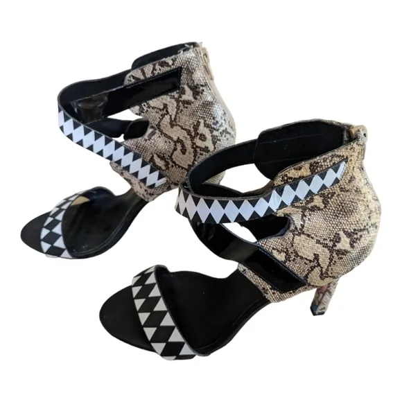 Taylor Says Rio Zip Back Snakeskin High Heel Sandals Size 9
