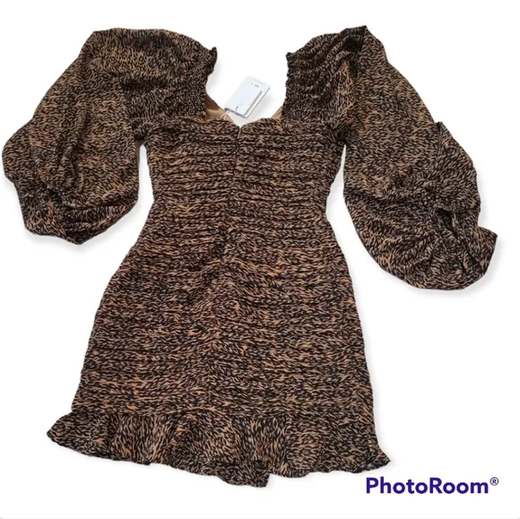 Ted Baker Bodycon Long Sleeve Smocked Animal Print Sweatheart neckline Mini Dres