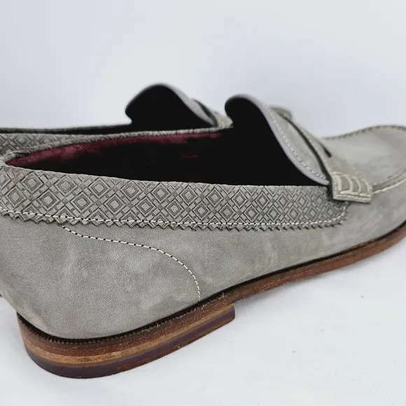 Ted Baker Suede Loafer in Light Grey Size 7.5
