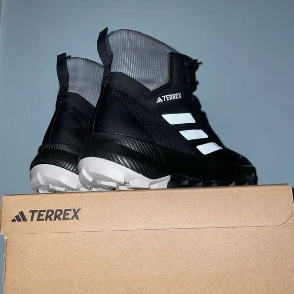 Terrex Women Rain.Rdy Hiking Sneakers