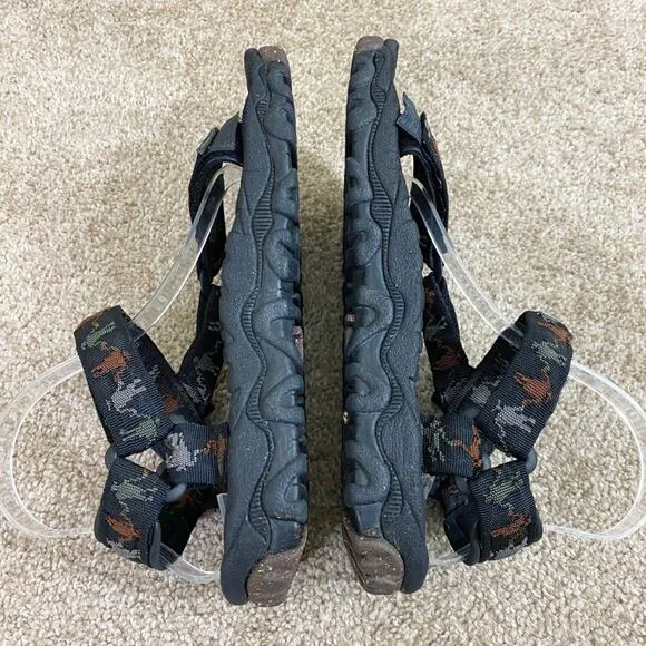 Teva Black Sport Sandals Men's US Size 9 EUC Adjustable Straps Hiking Outdoors