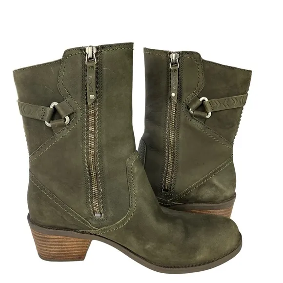 Teva Foxy Mid Calf Grayish Green Leather High Heel‎ Boots Sz 8.5
