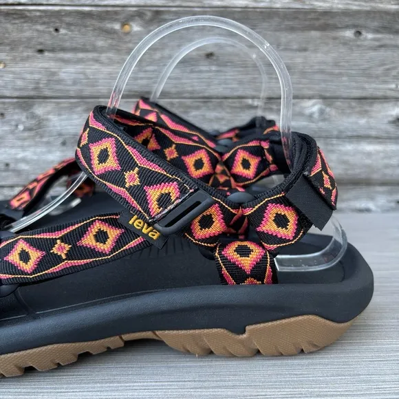 TEVA HURRICANE XLT2 REVIVE SANDALS
