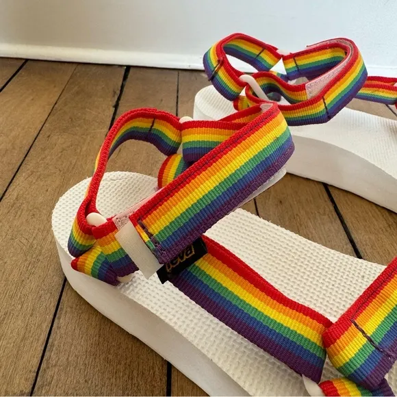 Teva Midform Universal Pride Rainbow Sandals 9