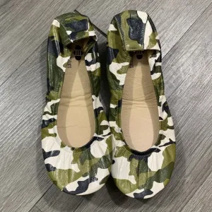 The Storehouse Flats Leather Classic Camouflage Leather Foldable Ballerina Flats