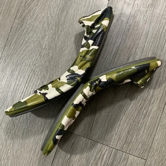 The Storehouse Flats Leather Classic Camouflage Leather Foldable Ballerina Flats