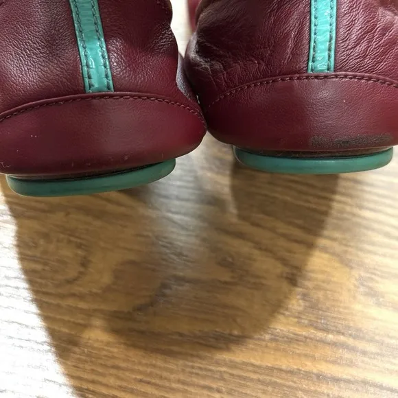 Tieks Ballet Flats Womens 8 Burgundy Leather Foldable Stretch Comfort Gavrielli