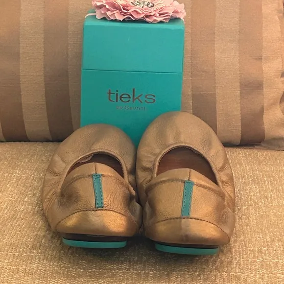 TIEKS by GAVRIELI Metallic Gold Ballet Flats Foldable Travel Packable Leather 9