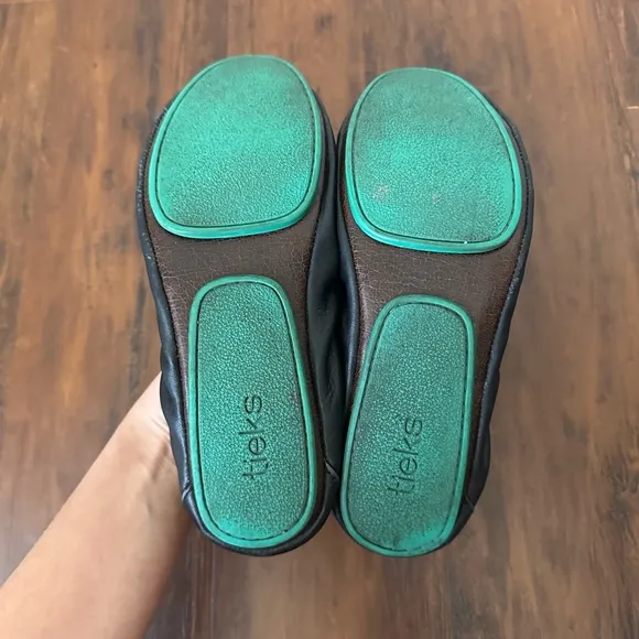 TIEKS by Gavrieli Slip-On Ballet Flats Shoes Black Leather Foldable