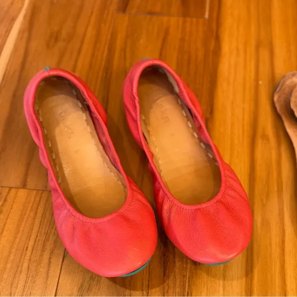 🔥Tieks - LIMITED EDITION Poppy - 9