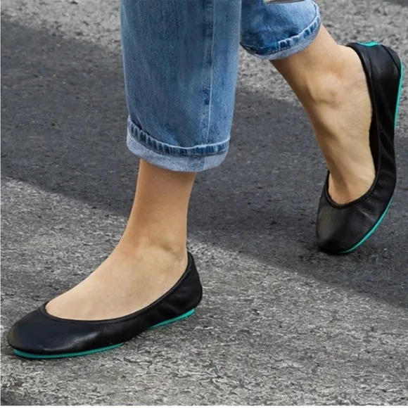 Tieks Matte Black Leather Ballet Flats Teal Trim Size 10