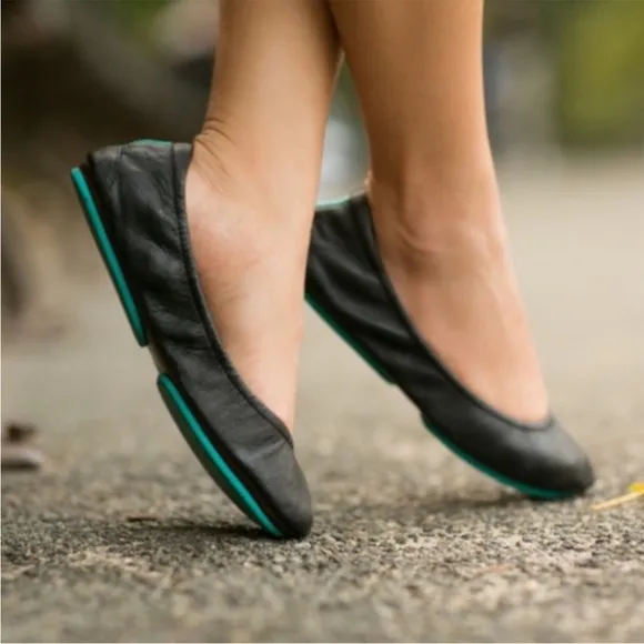 Tieks Matte Black Leather Ballet Flats Teal Trim Size 10