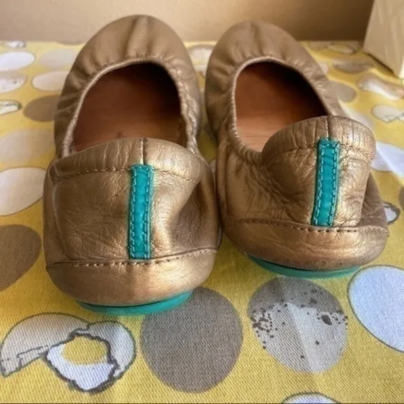 Tieks metallic bronze rounded flats size 7
