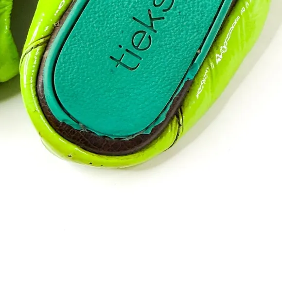 Tieks Neon Green Patent Leather Ballet Flats Size 8 – Crinkled Glossy Finish