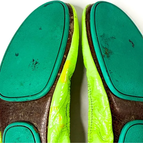 Tieks Neon Green Patent Leather Ballet Flats Size 8 – Crinkled Glossy Finish