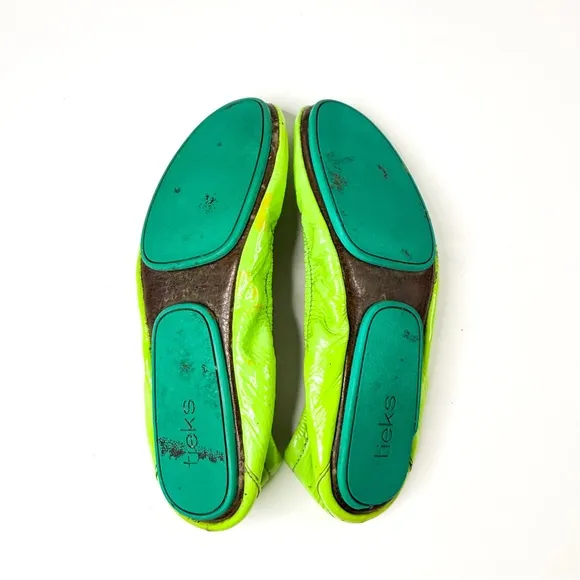 Tieks Neon Green Patent Leather Ballet Flats Size 8 – Crinkled Glossy Finish
