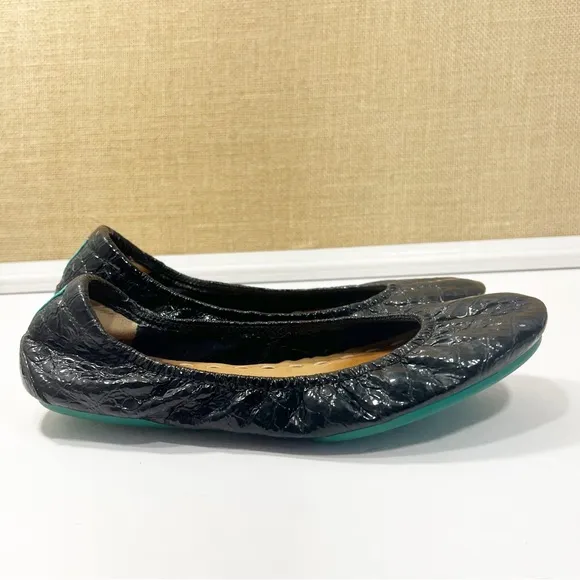Tieks Obsidian Black Ballet Flats Croc Patent Leather Textured Foldable Size 7