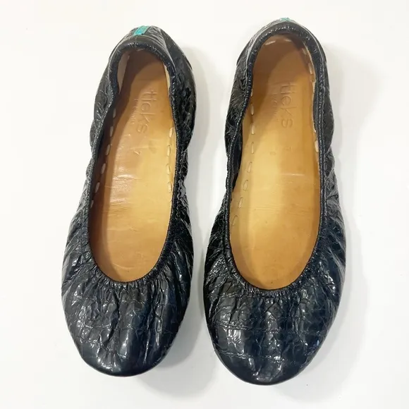 Tieks Obsidian Black Ballet Flats Croc Patent Leather Textured Foldable Size 7