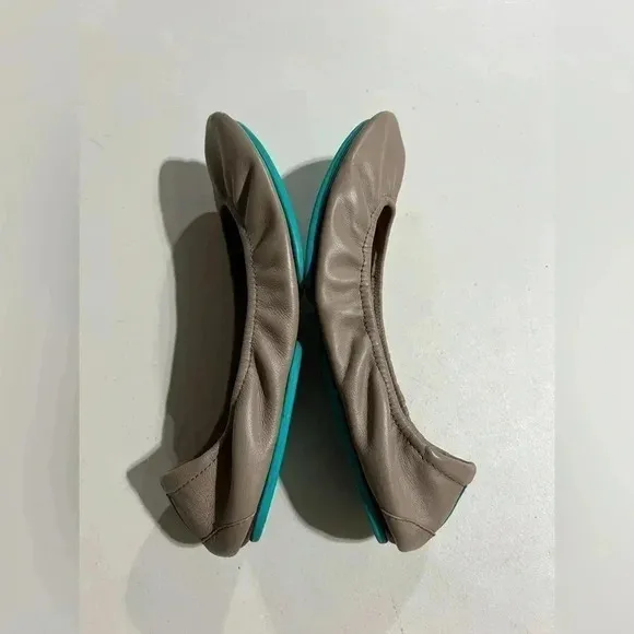 Tieks Taupe Leather Foldable Ballet Flats Sz 10