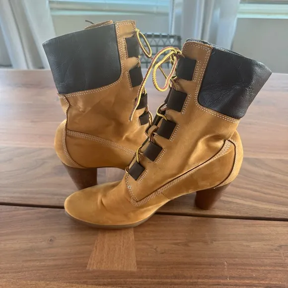 Timberland Genuine Leather Suede Round Heeled Lace Up Mid Calf Boots Wheat Tan